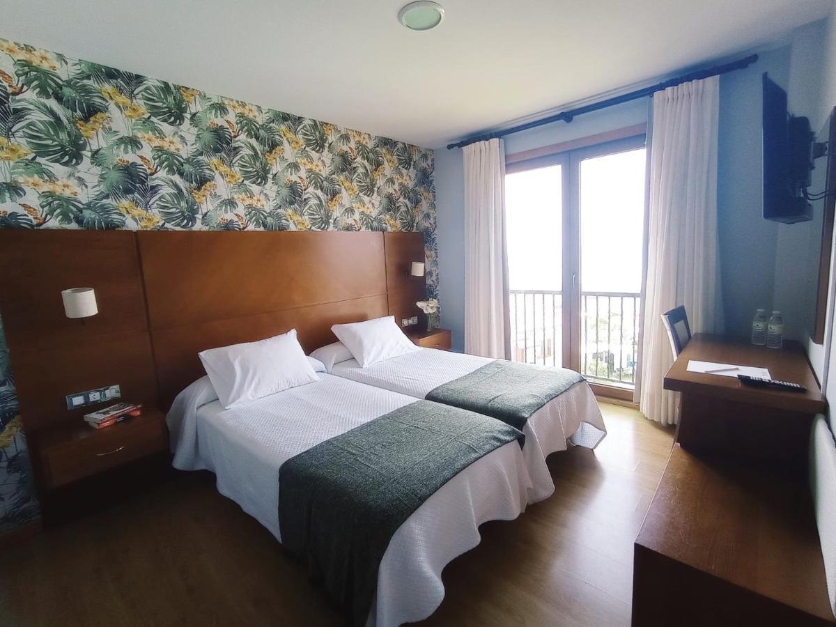 Hotel A Raina Oia Bagian luar foto