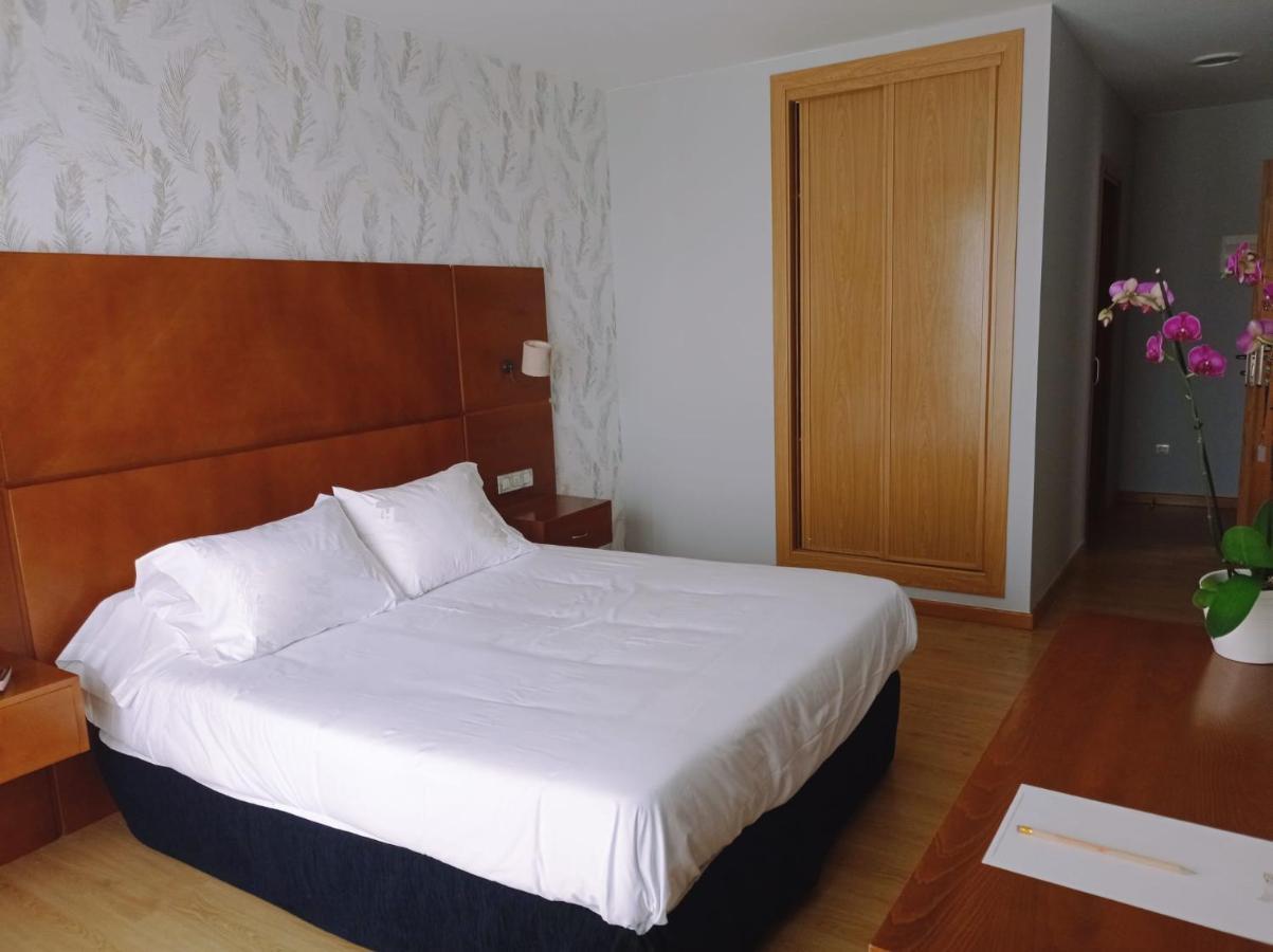Hotel A Raina Oia Bagian luar foto