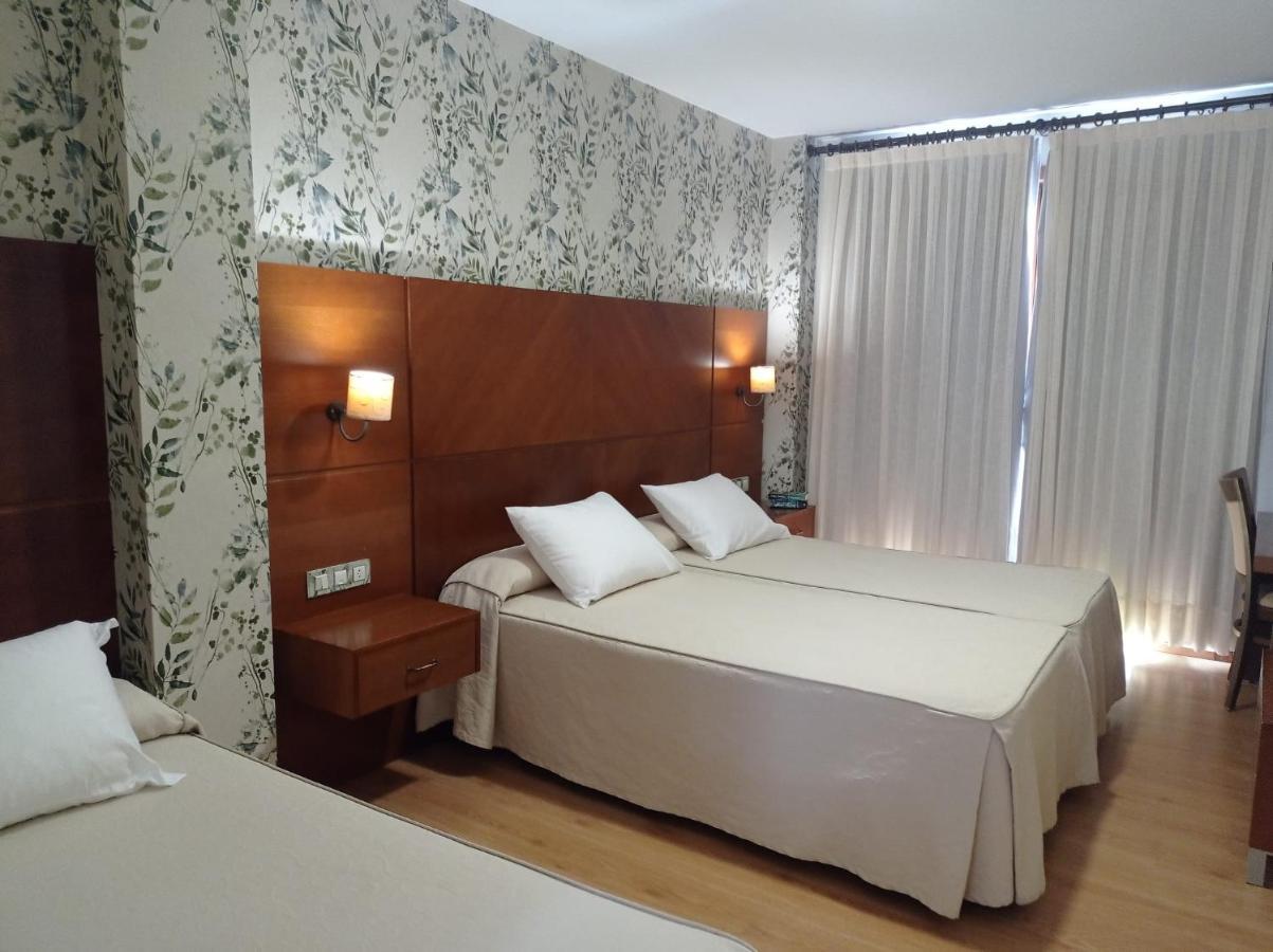 Hotel A Raina Oia Bagian luar foto