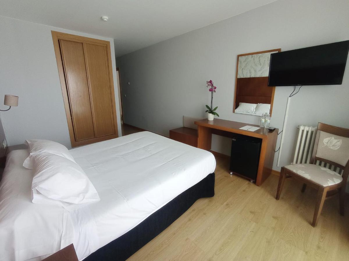 Hotel A Raina Oia Bagian luar foto